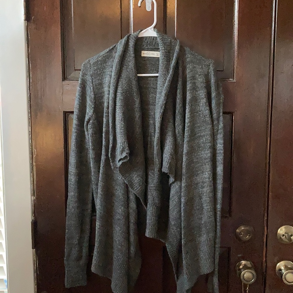 Abercrombie knit cardigan